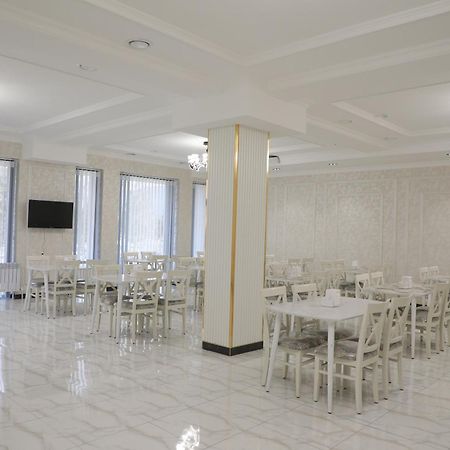 Status Hotel Карши Экстерьер фото