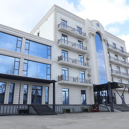 Status Hotel Карши Экстерьер фото